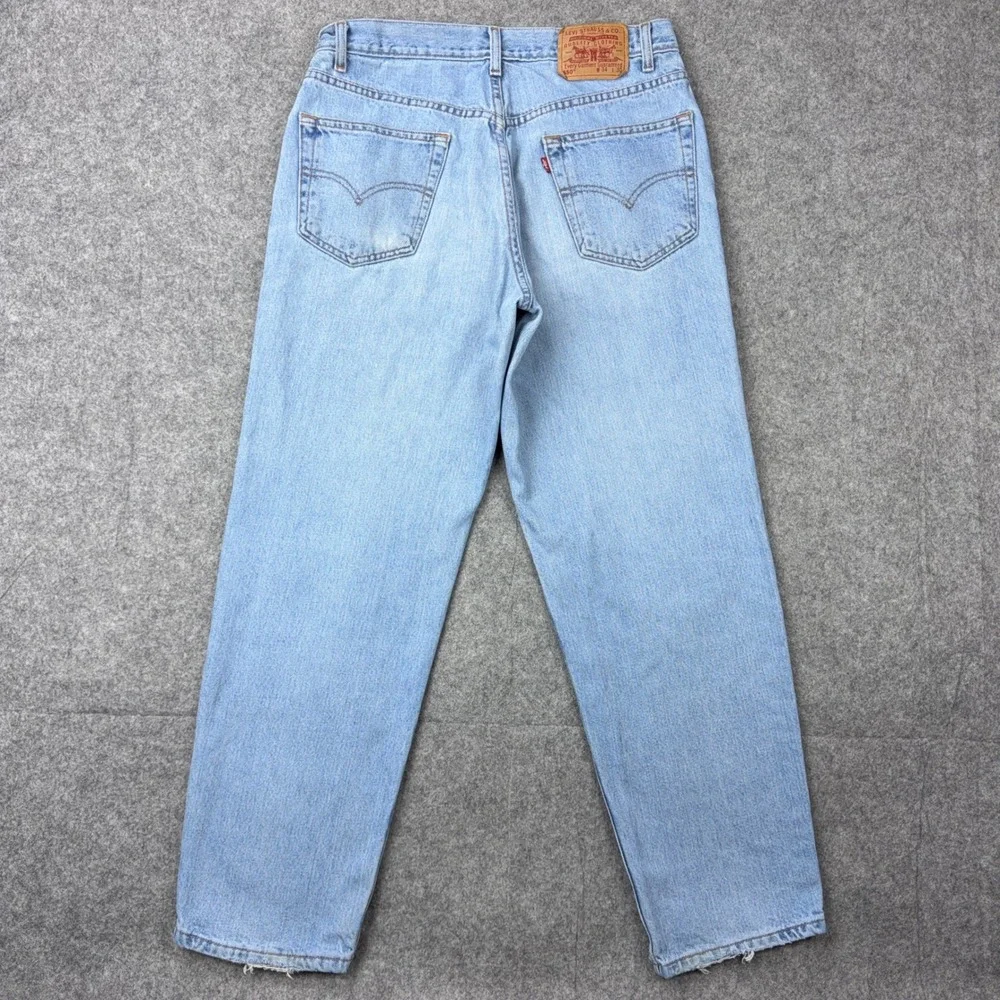 VTG Levi's Jeans Mens 34x30 Light Wash 550 Relaxed Fit‎ Tapered Leg Denim 90s